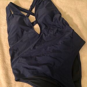 Cupshe bathing suit. Navy. Large.